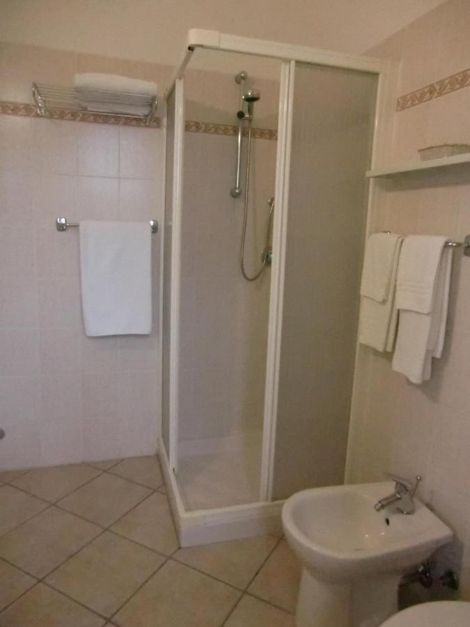 Hotel Explorer Cervia Esterno foto