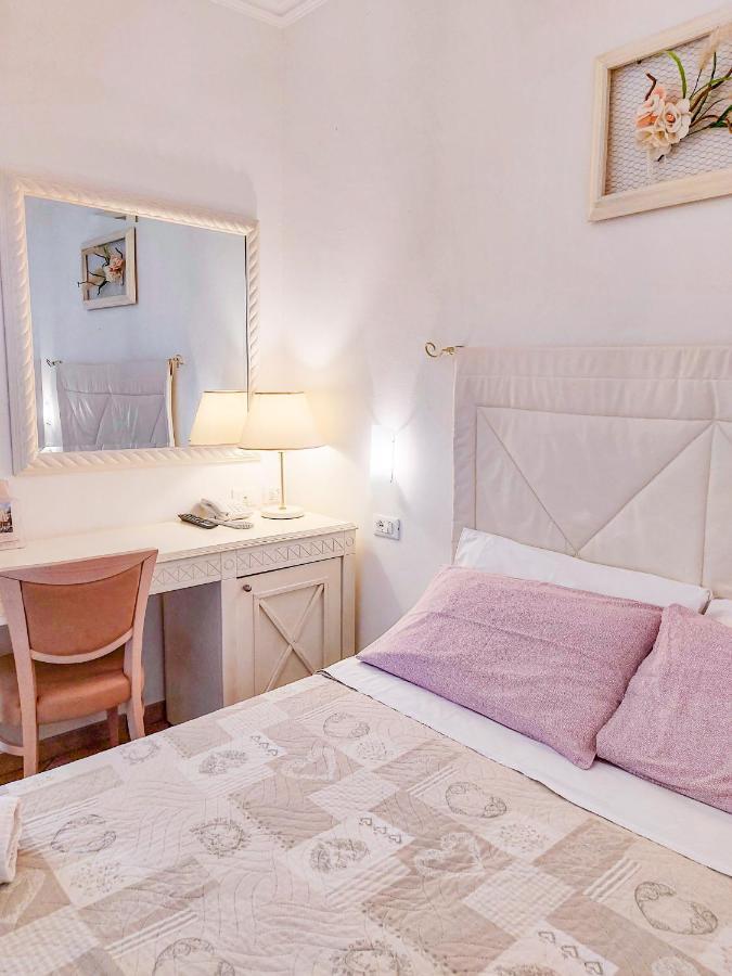 Hotel Explorer Cervia Esterno foto
