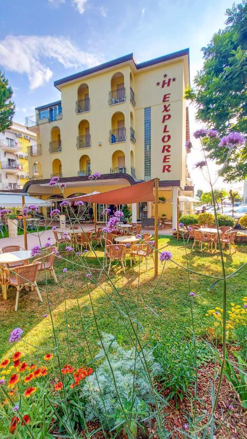 Hotel Explorer Cervia Esterno foto