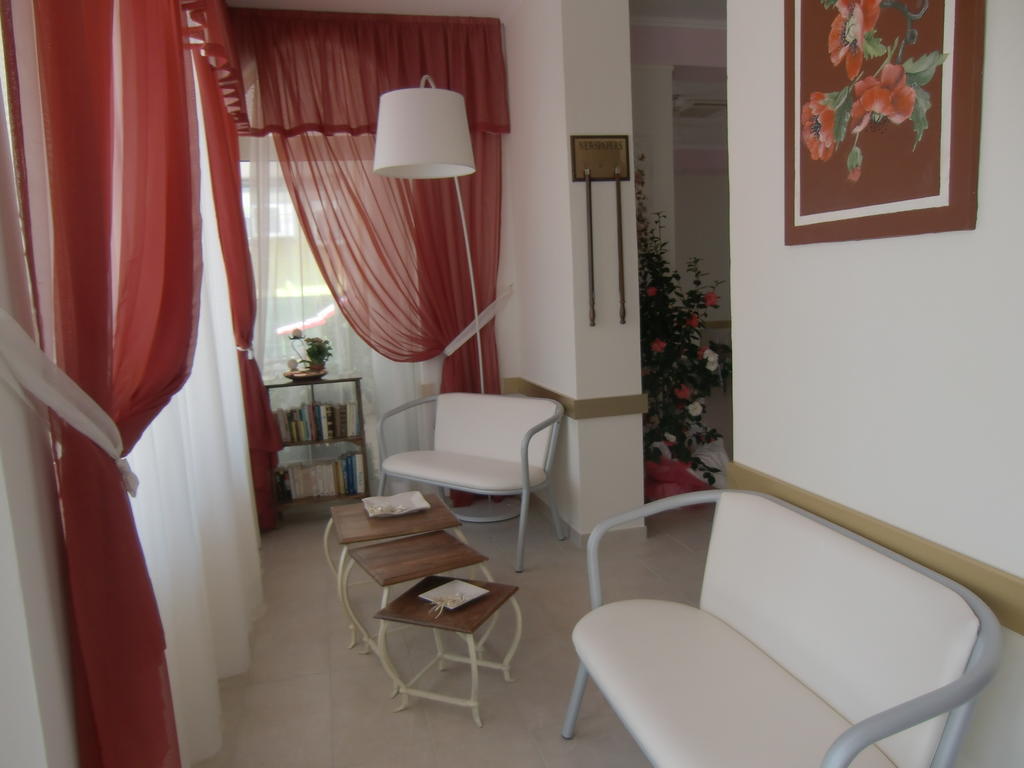 Hotel Explorer Cervia Esterno foto